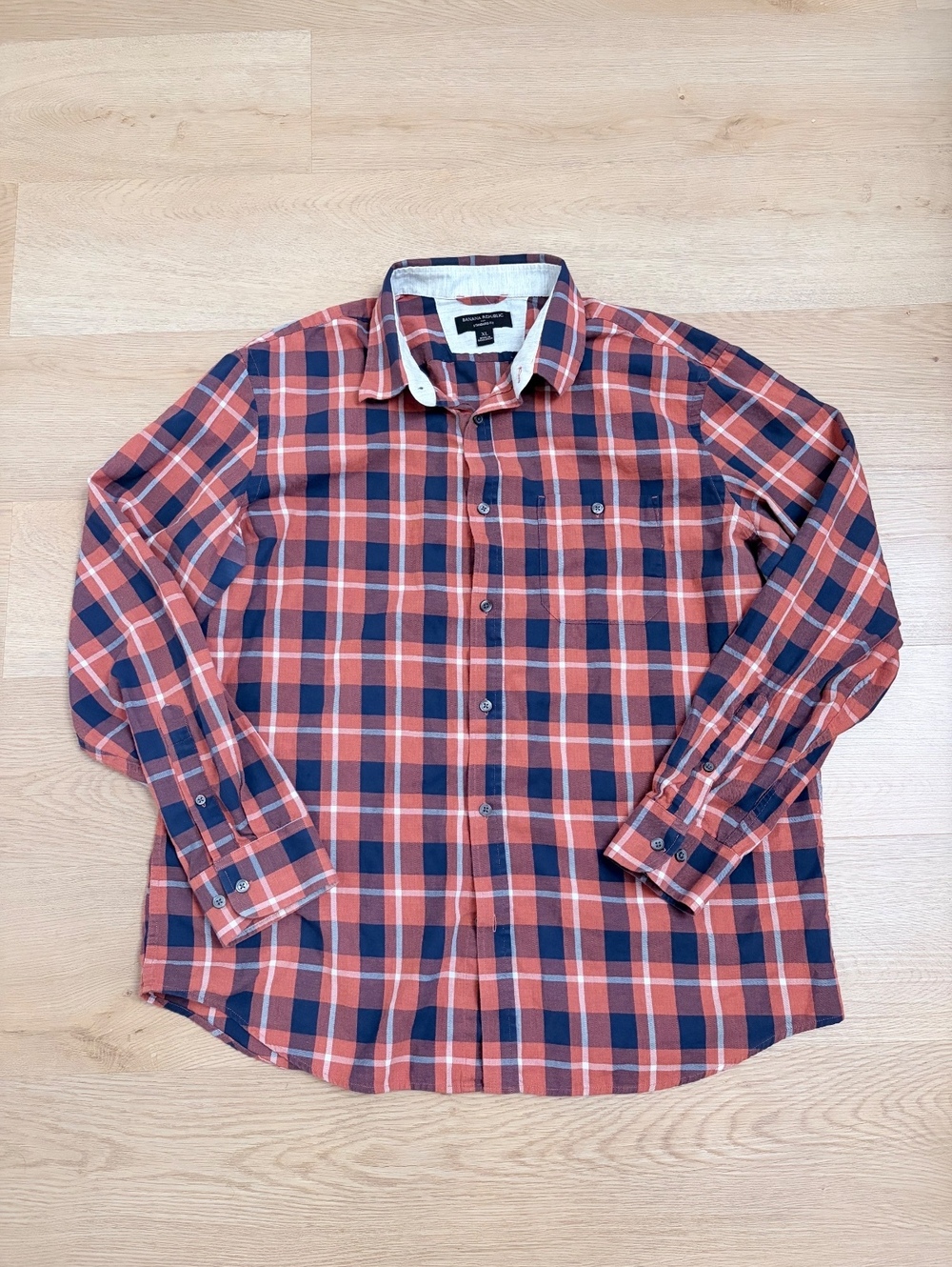 Banana Republic Standard Fit Plaid Button-Up Shirt Orange/Navy XL